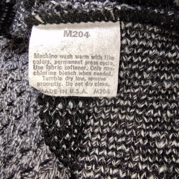 Vintage jantzen cardigan HAS BEEN SOLD DO NOT BUY OR ACCEPT OFFERS! - Picture 12 of 12